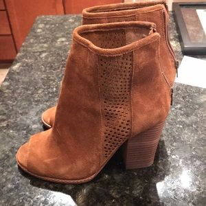 Gianni Bini Booties